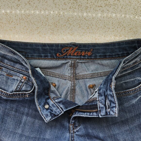 *New Low Price!* Bella Ladies jeans - Picture 6 of 10